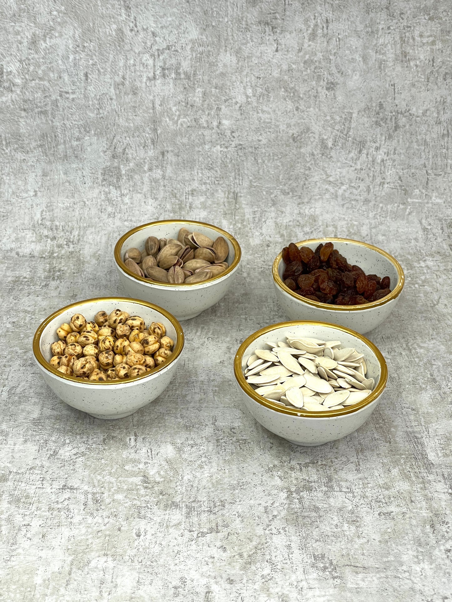 Dip Schalen beige-gold aus Porzellan